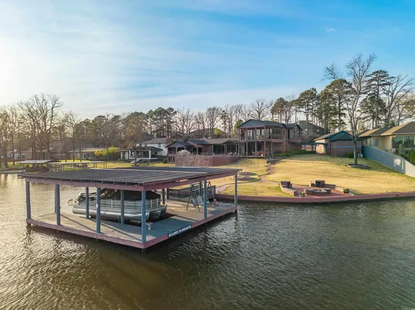 203 Gregory Dr, Hot Springs, AR 71913