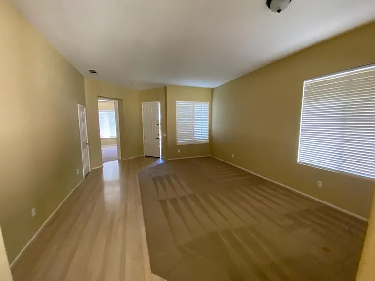 33076 Tivoli St — Photo 3