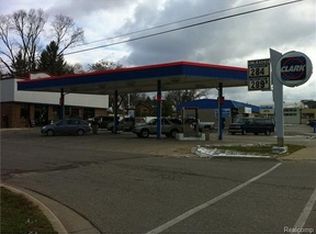 436 N Leroy St, Fenton, MI 48430