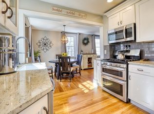 42 Summer St #2, Rowley, MA 01969