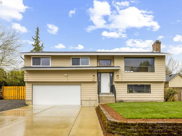 1187 NE Centurion Dr, Gresham, OR 97030