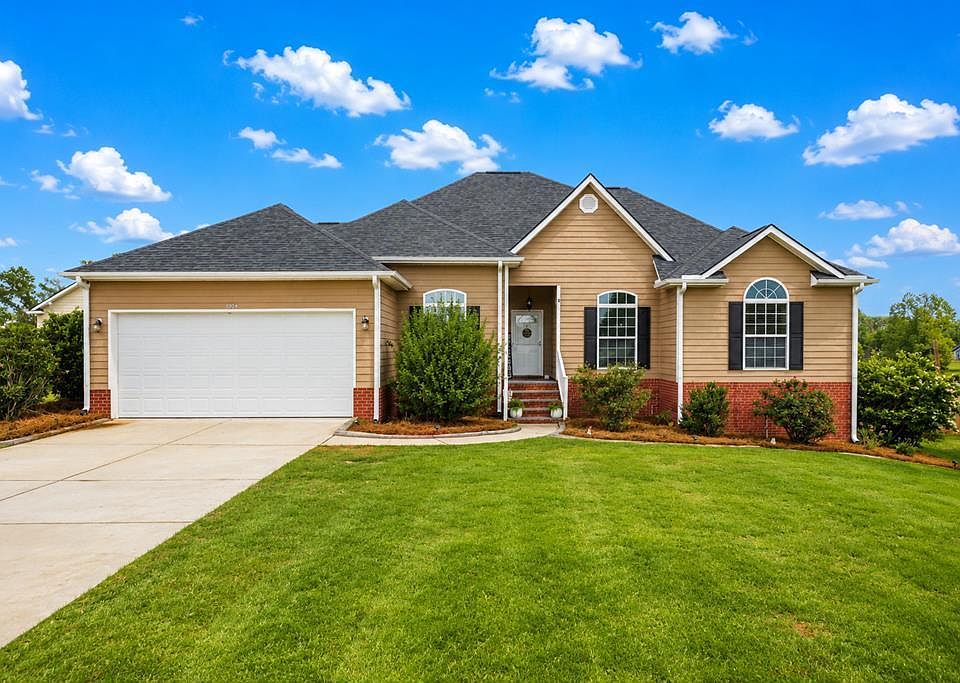 1st image of 4004 Grey Oak Dr