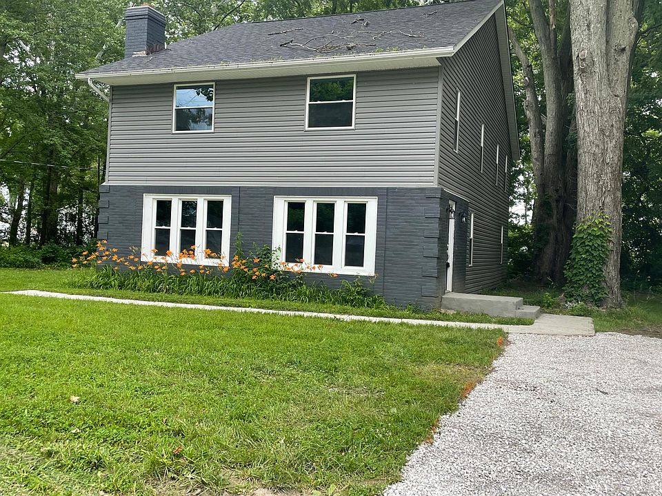 1st image of 3134 Chestnut Ln NE