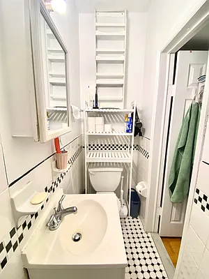 Rented by Susan J. Conaway, LREB | media 9
