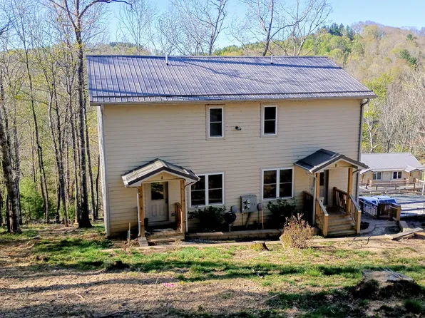 189 Hunters Forest Ln #A, Boone, NC 28607