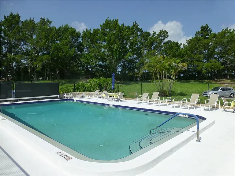 119 Lakeside Dr #119 — Photo 18
