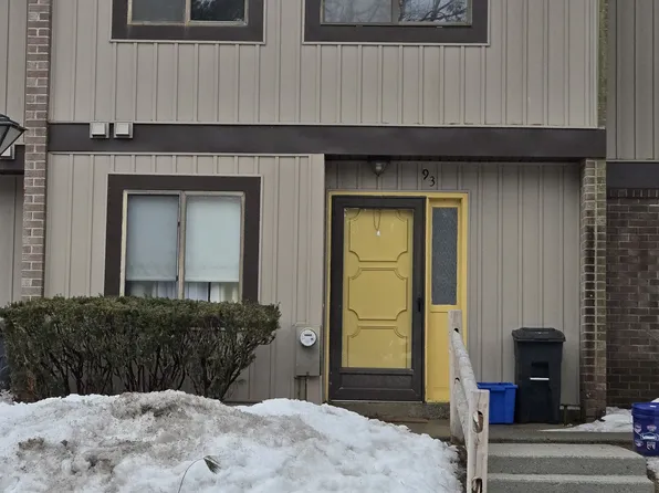 93 Ridgewood Ter, Albany, NY 12203
