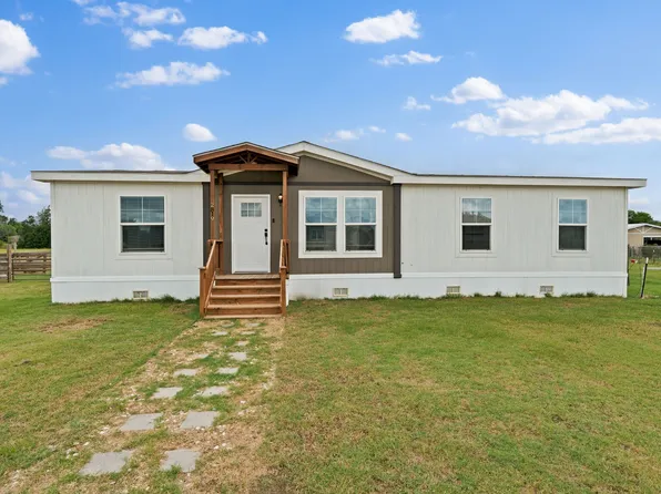 2819 Grays Prairie Ln, Scurry, TX 75158
