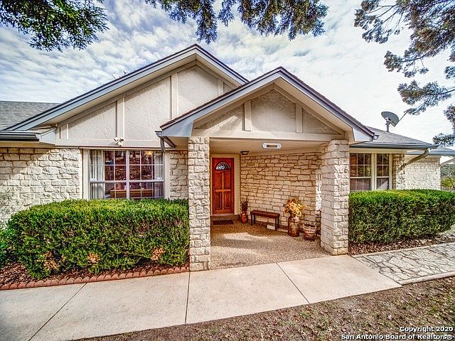 1st image of 412 Lake Side Cir