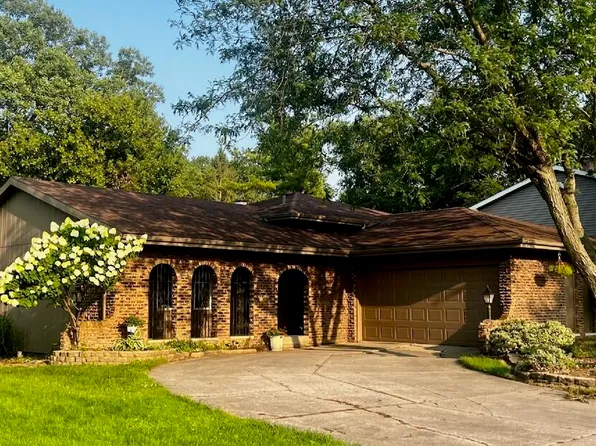 2129 Normandy Rd, Schererville, IN 46375