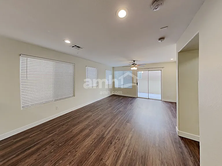 9438 Havasu Canyon Ave — Photo 10