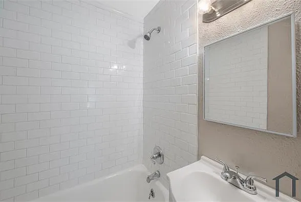 633 8th St N #7 — Photo 11
