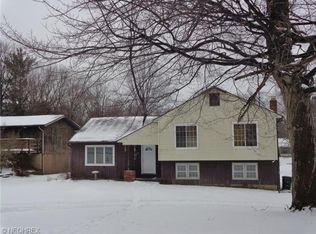 3103 Clearview Rd, Ravenna, OH 44266