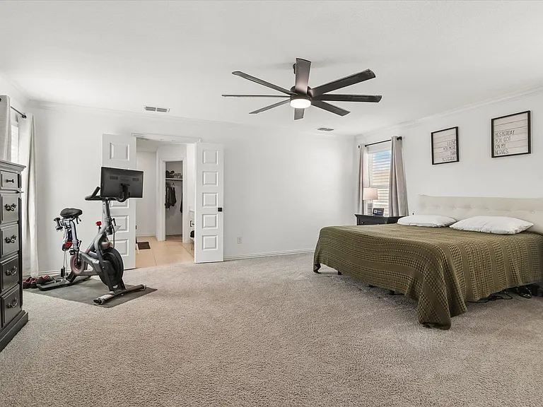 10032 Travis Dr — Photo 12