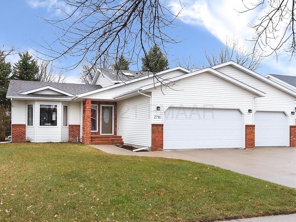 1st image of 2716 38th Ave S