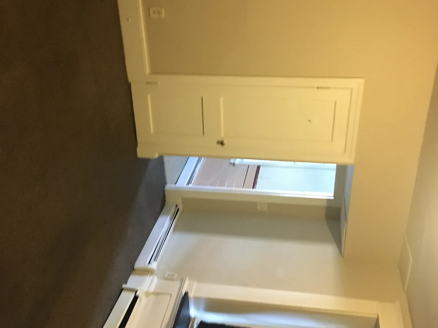 1 bed, 800 sqft, $1,400 — Photo 3