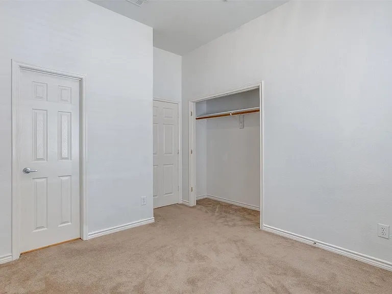 1627 Summerfield Dr — Photo 21