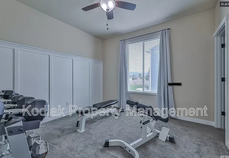 1463 S Kentucky Derby Way — Photo 16