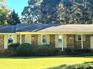 3 Old Farm Rd, Marietta, GA 30068