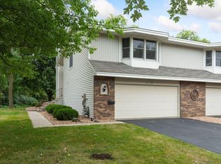 6599 Falstaff Rd, Woodbury, MN 55125