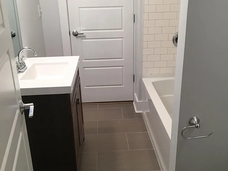 51 Drake St #A — Photo 6