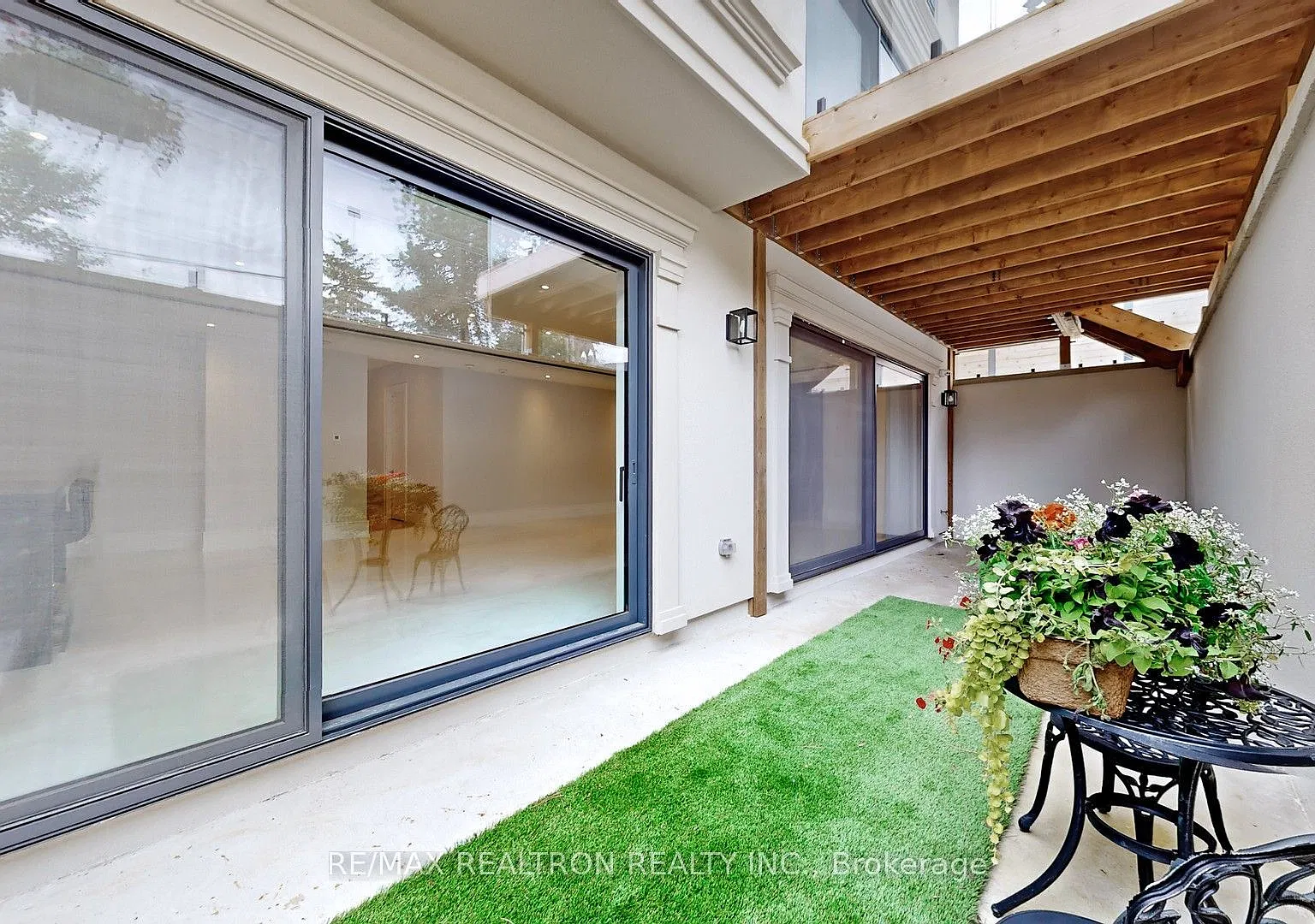 2 bed, $3,200 — Photo 3