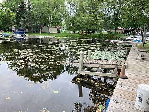 3rd image of 4470 Bay Rd