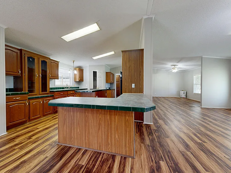 6498 Central Ave — Photo 6