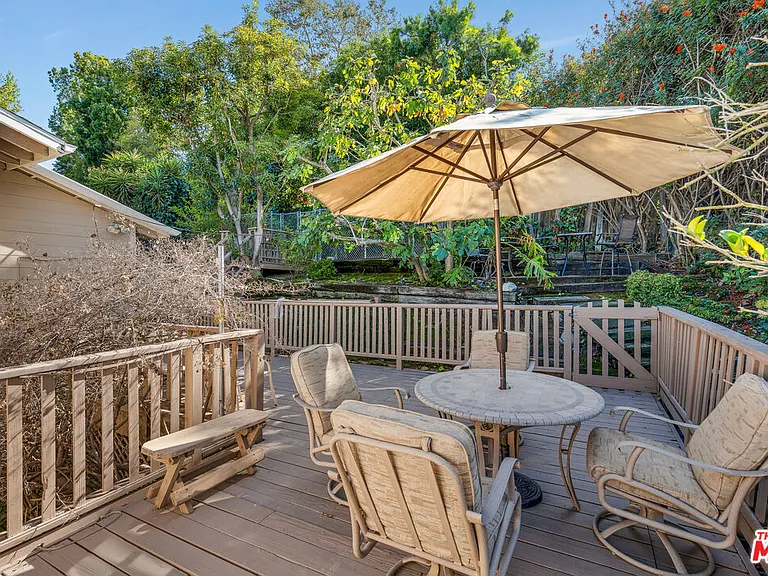 3331 Bennett Dr — Photo 33