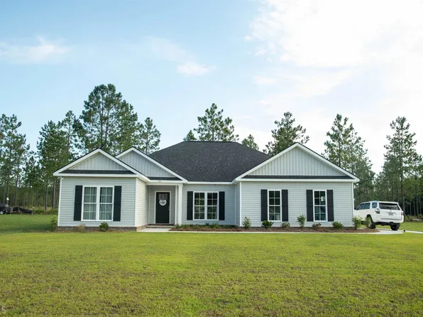 141 River Bluff Way, Ellabell, GA 31308