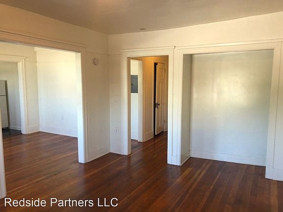 4th image of 1323 E Pine St Unit 203