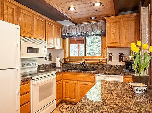 5th image of 13894 Copenhagen Dr