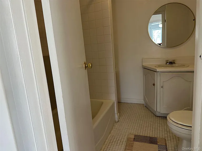 165 Ulster Ave #8 — Photo 24
