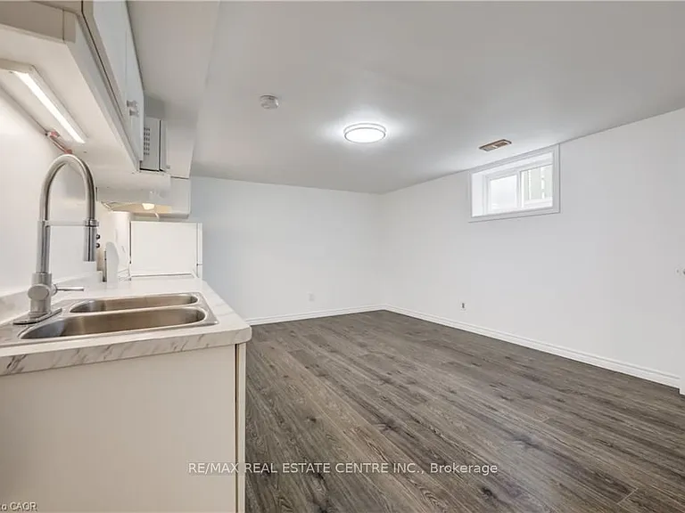 297 Country Hill Dr #B — Photo 3