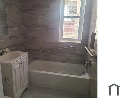 705 Cleveland St #1 — Photo 4