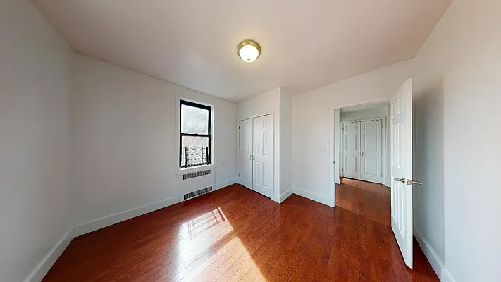 Rented by Bond New York | media 19