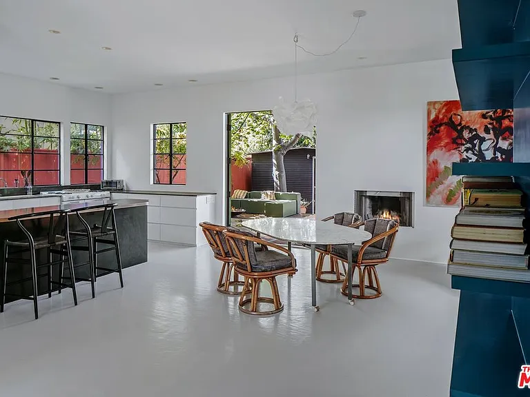 2311 Louella Ave — Photo 3