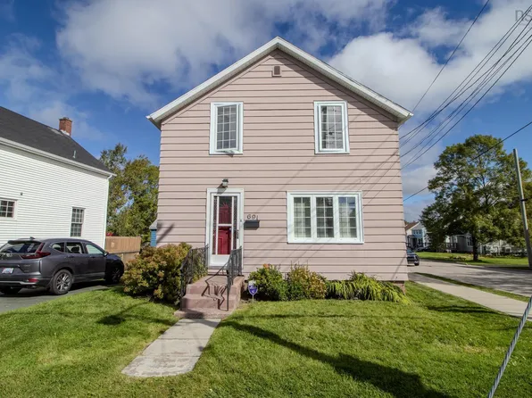 691 Upper Prince St, Sydney, NS B1P 5N2