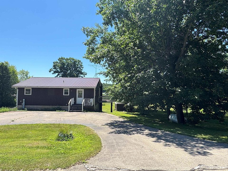 1st image of 321 Lake Dr