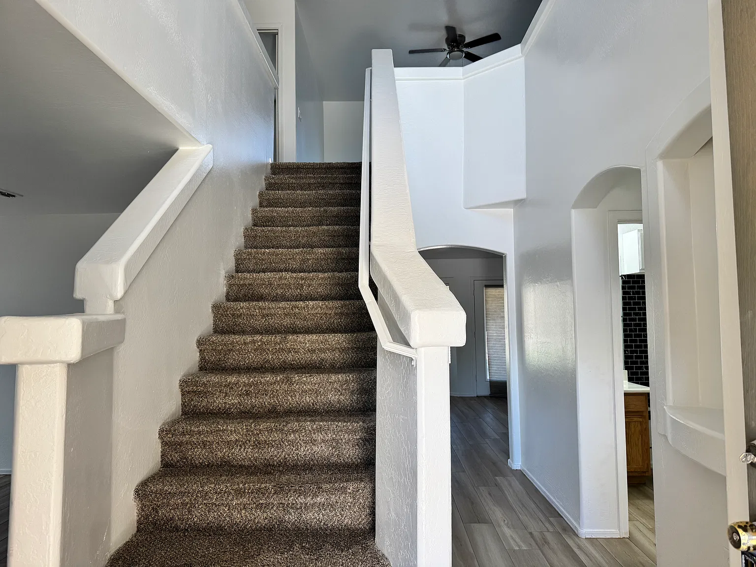 5 bed, 2659 sqft, $2,650 — Photo 3