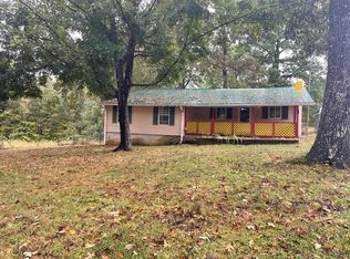 326 Walls Cir, Trenton, GA 30752