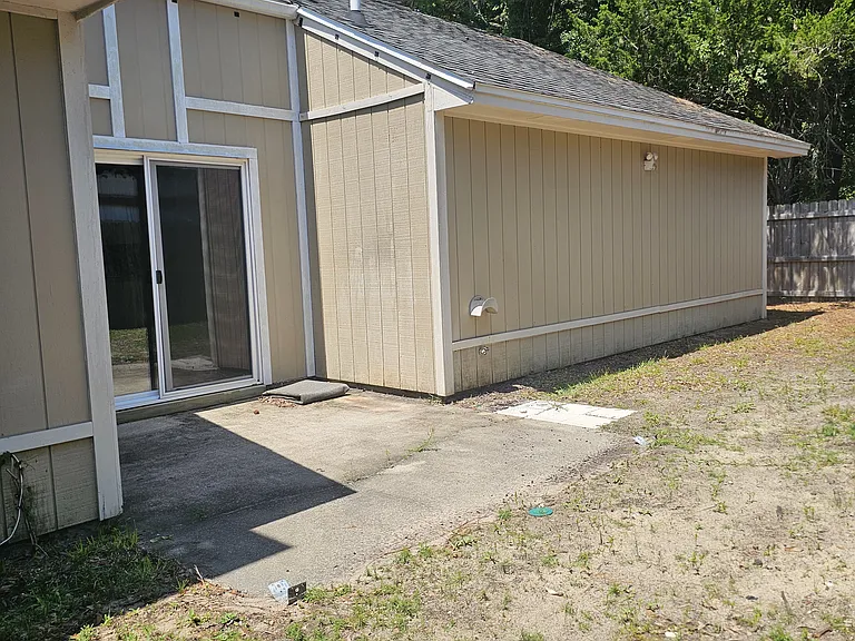 3005 Pickford Pl — Photo 9