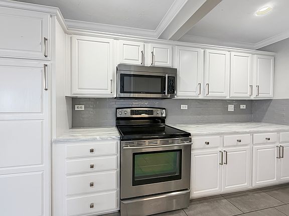 5th image of 27 W La Quinta Ct #27
