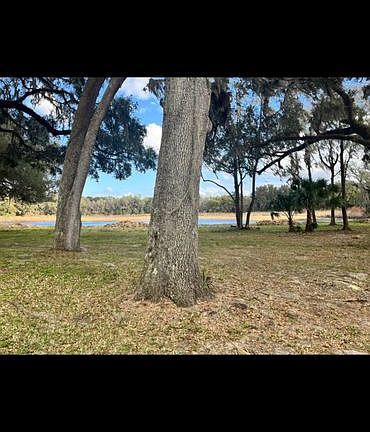 3rd image of 18585 NW 43rd Court Rd APT 1