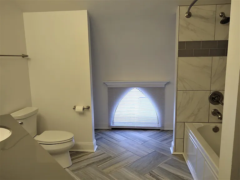 122 W Ridge St #C — Photo 16