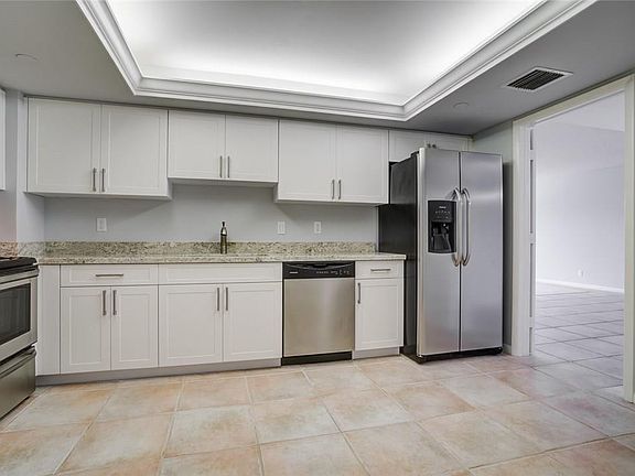 2nd image of 3200 Port Royale Drive #305