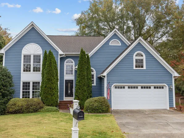 103 Uxbridge Ct, Cary, NC 27513