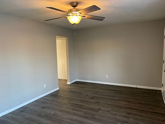 3rd image of 98 Stewart Ln
