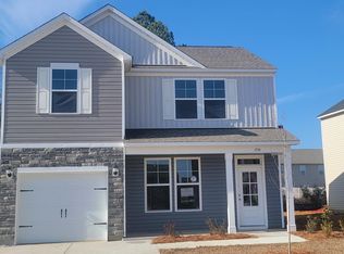 1754 Canopy Dr, Sumter, SC 29150