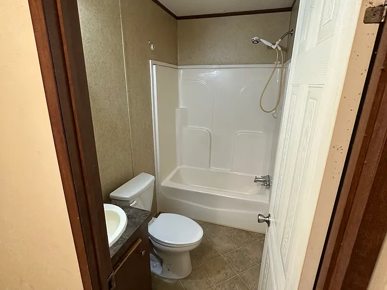 1411 Talladega St #B — Photo 6